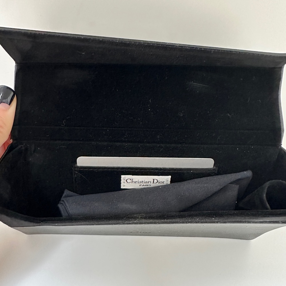 Like new Dior Sunglasses - Picture 10 of 10